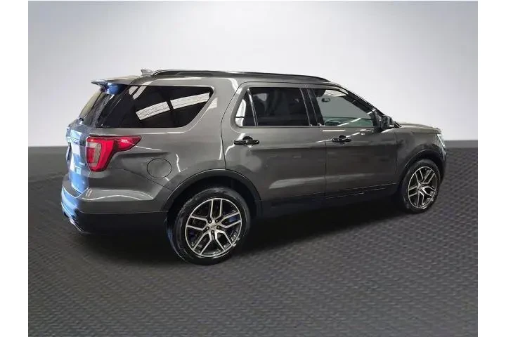 $14988 : Ford Explorer 2017 AWD Sport image 4