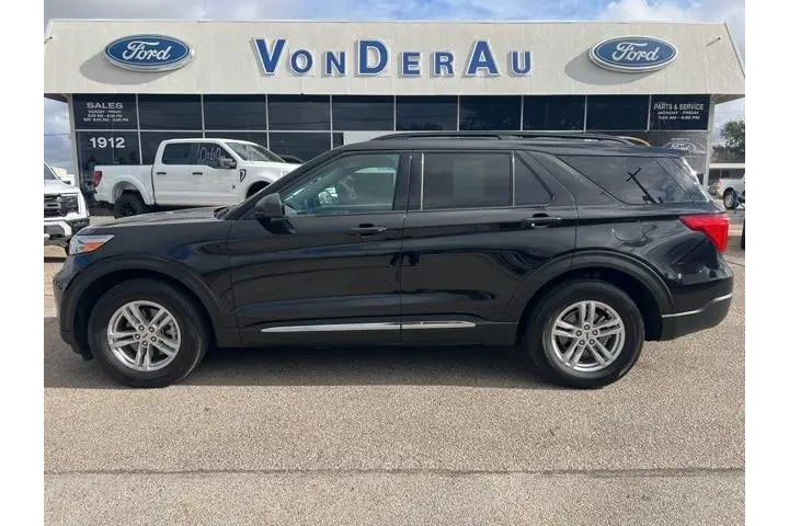 $27995 : Ford Explorer 2023 XLT 4dr S image 1
