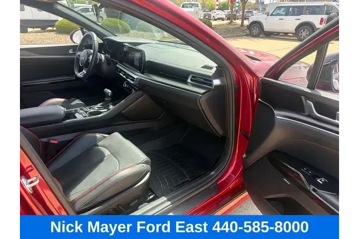 $28996 : Kia K5 2023 GT 4dr Sedan image 10