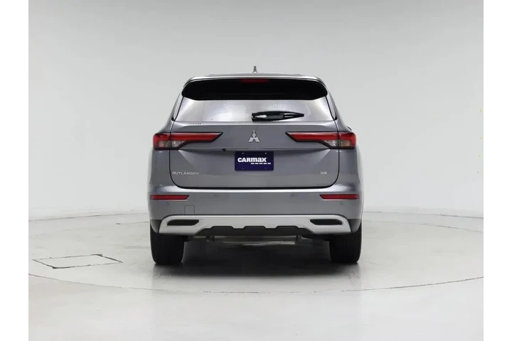 $27998 : Mitsubishi Outlander 2024 SE image 6
