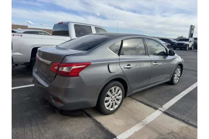 Nissan Sentra 2017 S 4dr Sed image 4
