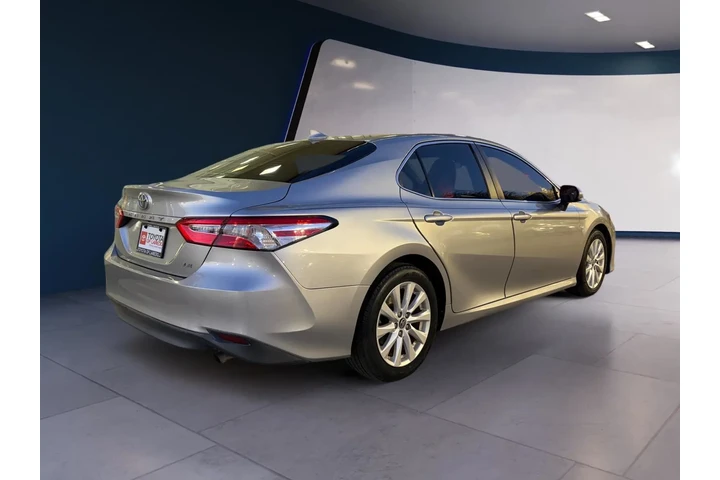 $19995 : Toyota Camry 2019 LE 4dr Sed image 5