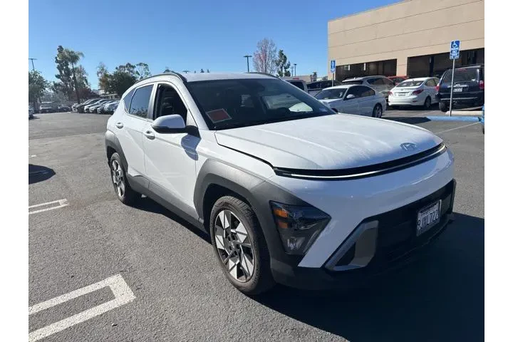 $22900 : Hyundai KONA 2024 SEL 4dr Cr image 4