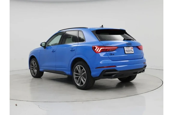 $22998 : Audi Q3 2022 AWD quattro S l image 2