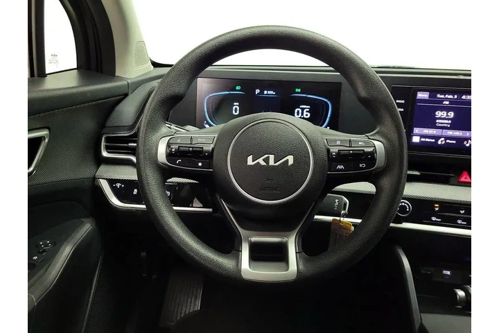 $21998 : Kia Sportage 2024 AWD LX 4dr image 2