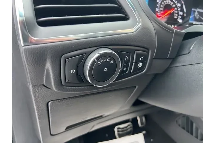 $37345 : Ford Edge 2024 AWD ST 4dr SU image 8