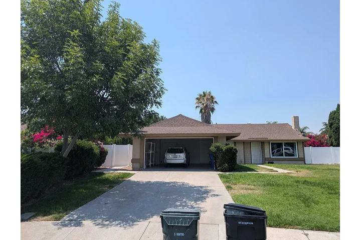 $1470 : Rialto- Listo image 2