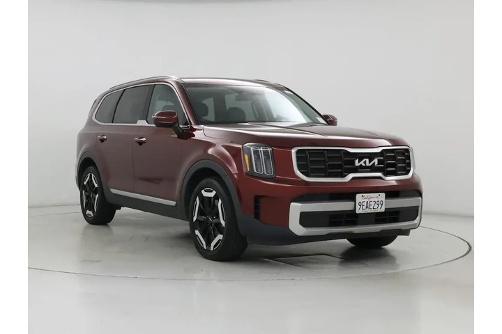 $31998 : Kia Telluride 2023 AWD S 4dr image 1