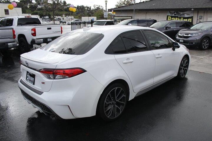 $17996 : 2020 Corolla image 8