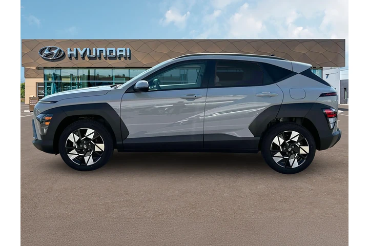 $17680 : Hyundai KONA 2024 SEL 4dr Cr image 3
