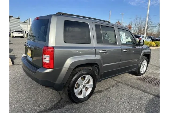$8800 : Jeep Patriot 2012 4x4 Sport image 5