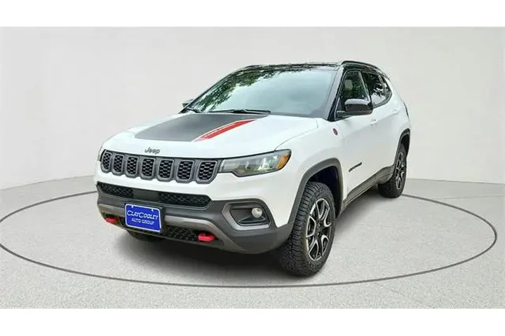 $24975 : Jeep Compass 2024 4x4 Trailh image 7