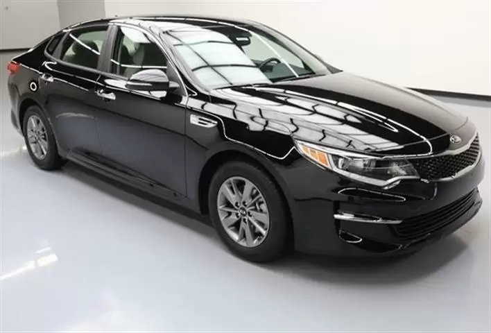 $5000 : 2016 Kia Optima LX Sedan 4D image 1