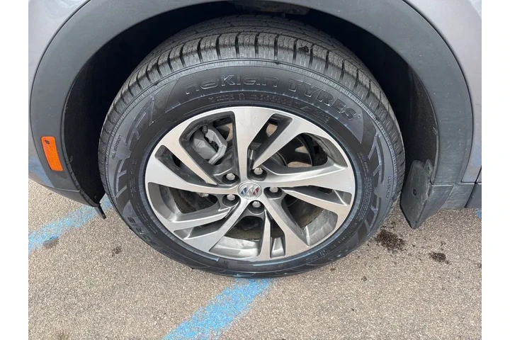 $25499 : 2022 Envision Essence image 9