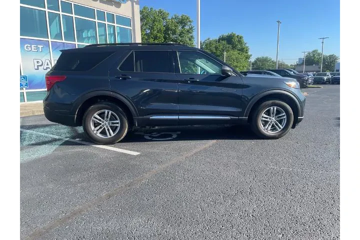 $30450 : Ford Explorer 2022 AWD XLT 4 image 9