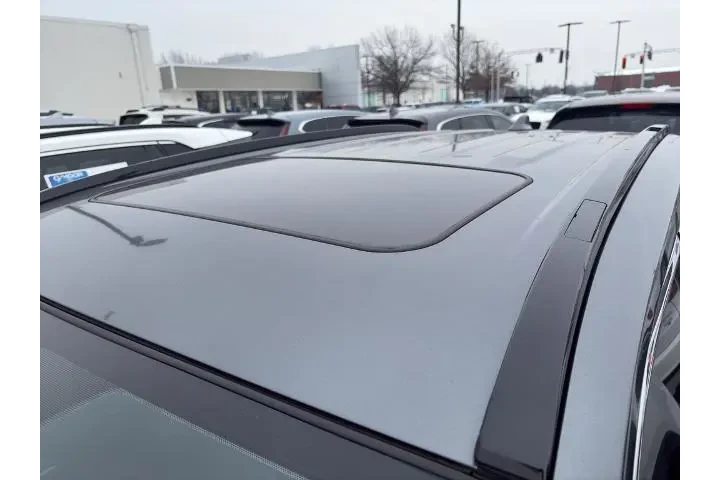 $19750 : Toyota RAV4 2019 XLE 4dr SUV image 3