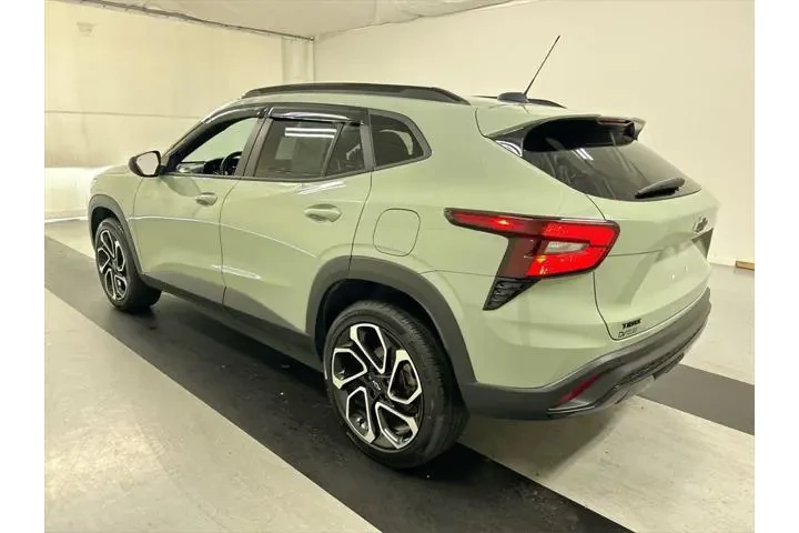 $25790 : Chevrolet Trax 2024 RS 4dr C image 7