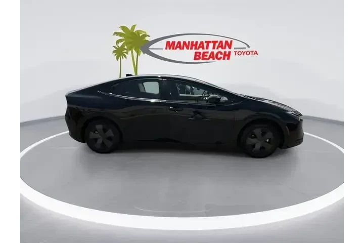 $28995 : Toyota Prius 2023 LE 4dr Hat image 5