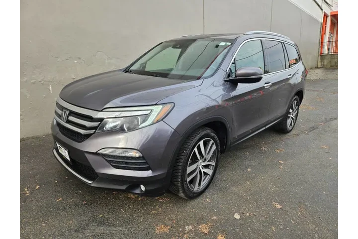 $12999 : 2016 Pilot Touring image 3