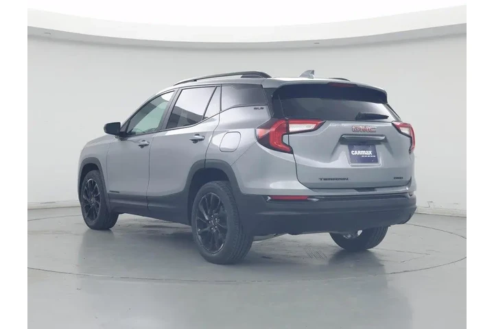 $22998 : GMC Terrain 2023 AWD SLE 4dr image 2