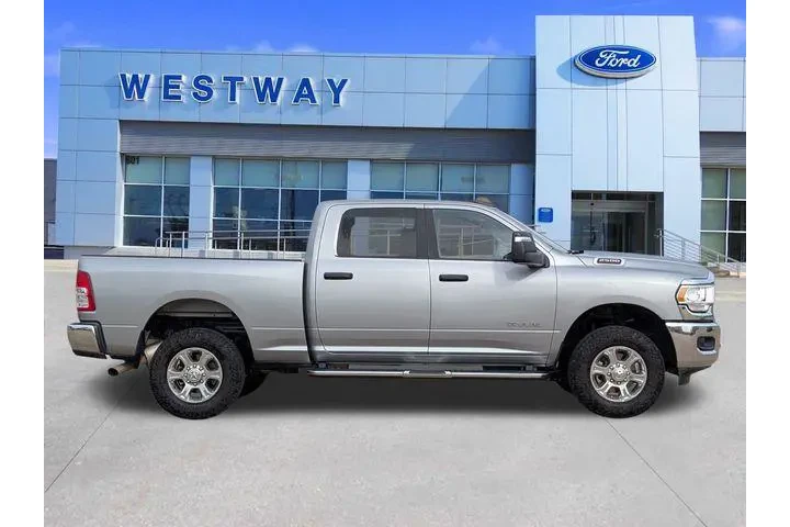 $39487 : Ram 2500 2023 4x4 Big Horn 4 image 3