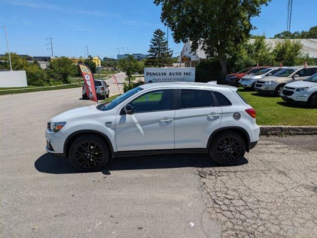 $15990 : 2019 Outlander Sport LE image 3