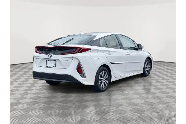 $18601 : Toyota Prius Prime 2020 LE 4 image 7
