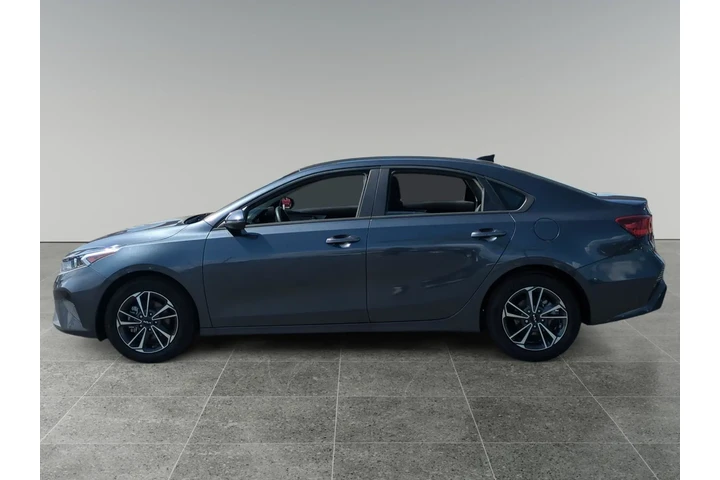 $19500 : Kia Forte 2023 image 1