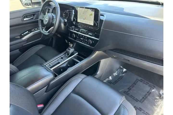 $26075 : Nissan Pathfinder 2023 SL 4d image 8