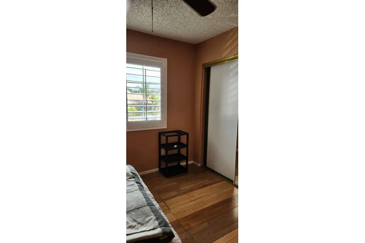 $750 : RECAMARA COLTON image 1