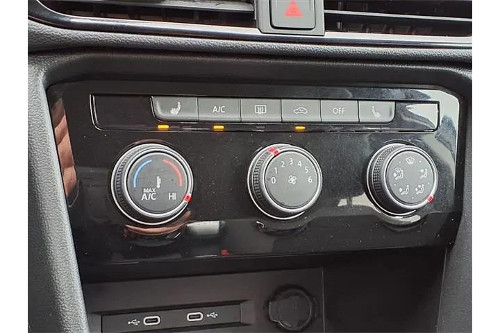 $20952 : Volkswagen Taos 2023 SE 4dr image 7