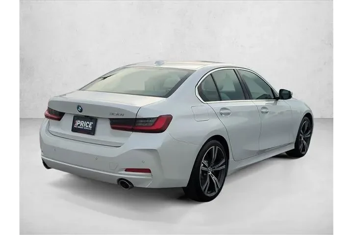 $33444 : BMW 3 Series 2024 330i 4dr S image 5