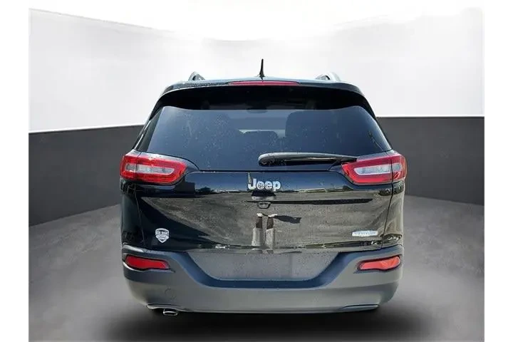 $8000 : Jeep Cherokee 2018 Latitude image 5