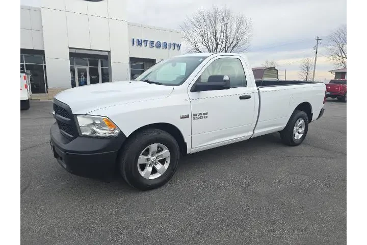 $17995 : Ram 1500 2016 4x2 Tradesman image 2