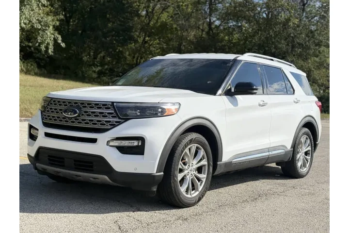 $17999 : 2021 Explorer Limited image 3