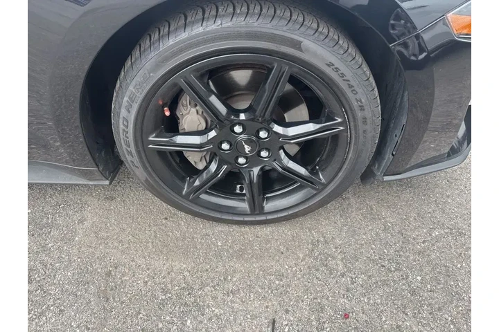 $33976 : Ford Mustang 2018 GT 2dr Fas image 3