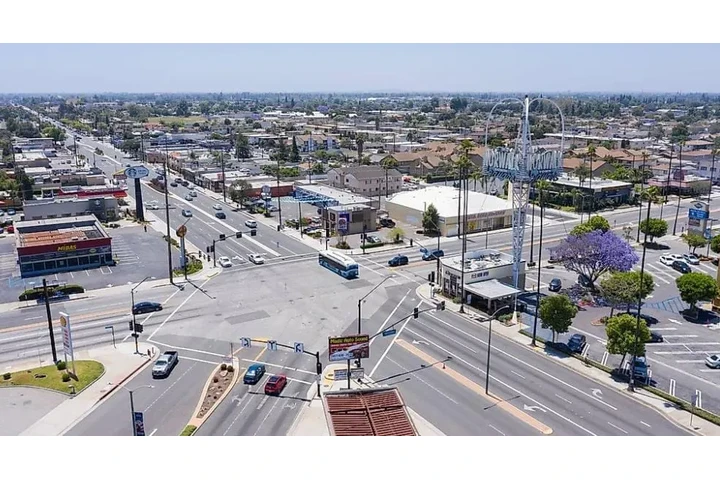 $2200 : Alquiler Dpto en Norwalk- L.A image 5