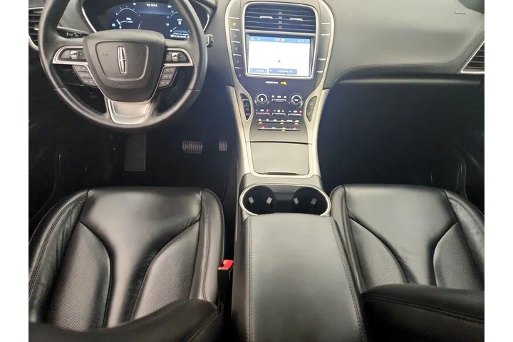 $20998 : Lincoln Nautilus 2020 4dr St image 9