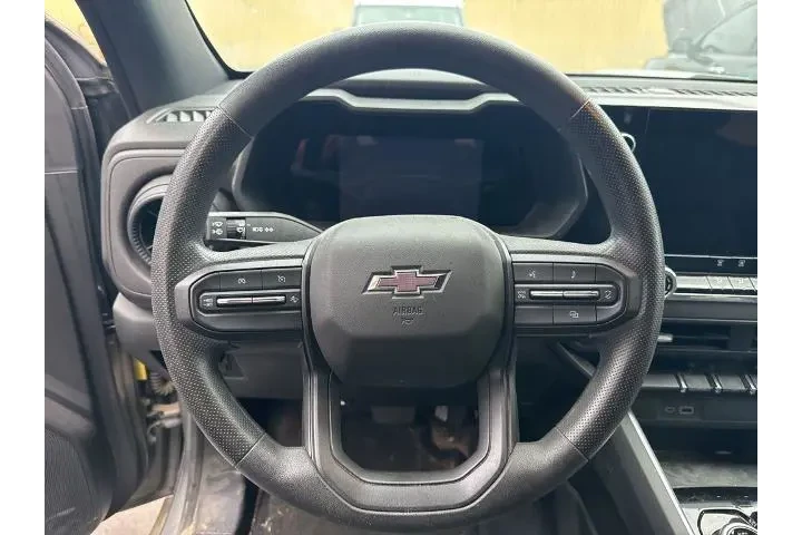 $37625 : Chevrolet Colorado 2023 4x4 image 8