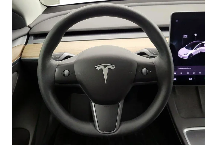 $23998 : Tesla Model 3 2022 4dr Sedan image 10