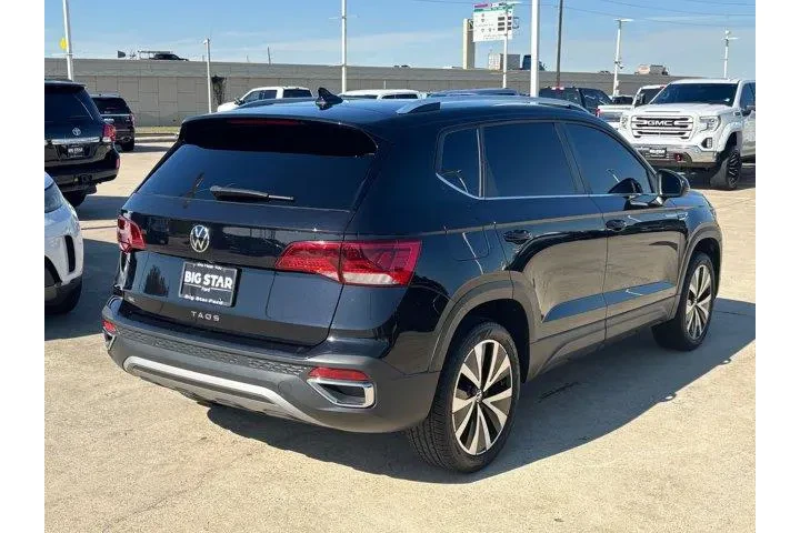$18995 : Volkswagen Taos 2023 SE 4dr image 3