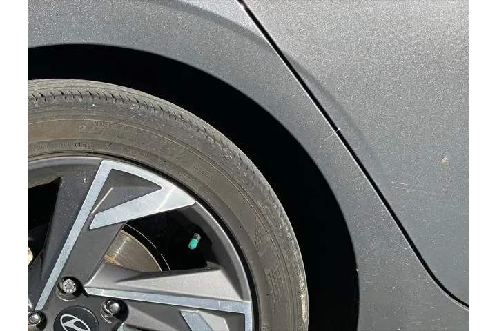 $20108 : Hyundai ELANTRA 2024 SEL 4dr image 10