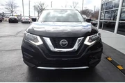 $12990 : 2018 Rogue thumbnail
