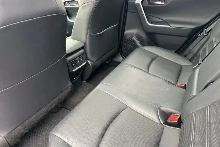$28500 : Toyota RAV4 2021 Limited 4dr image 8