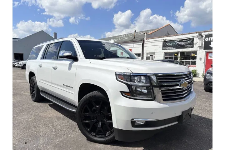 $24995 : 2018 Suburban Premier image 4