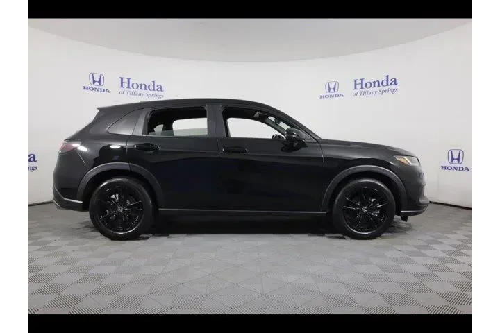 $30875 : Honda HR-V 2026 AWD Sport 4d image 8