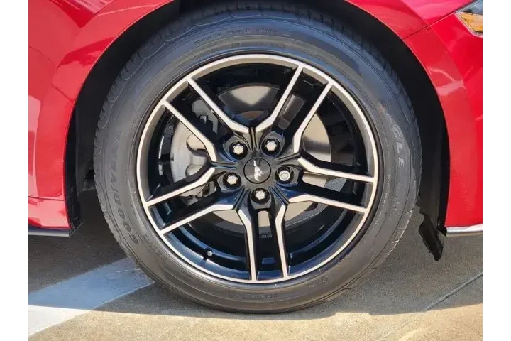 $21951 : Ford Mustang 2021 EcoBoost 2 image 10