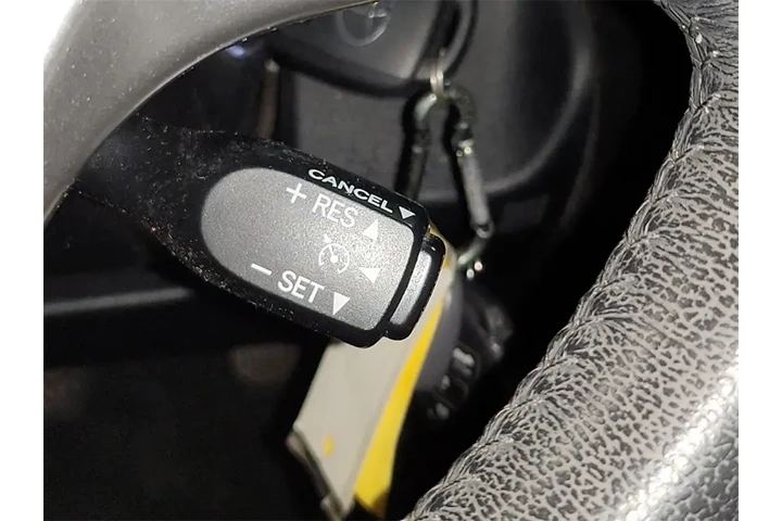 $10500 : Toyota Camry 2012 SE 4dr Sed image 7