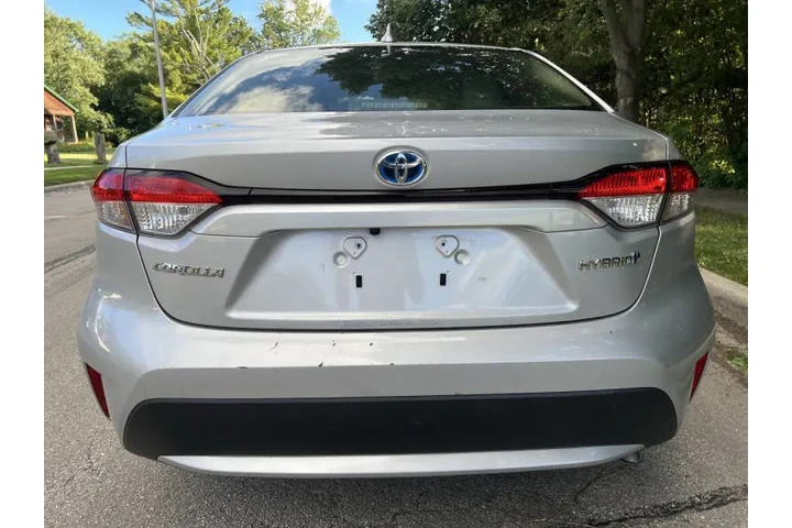$17997 : 2022 Corolla Hybrid LE image 6