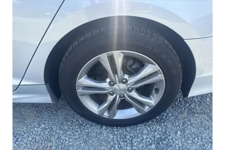 $12699 : Hyundai SONATA 2018 SEL 4dr image 10